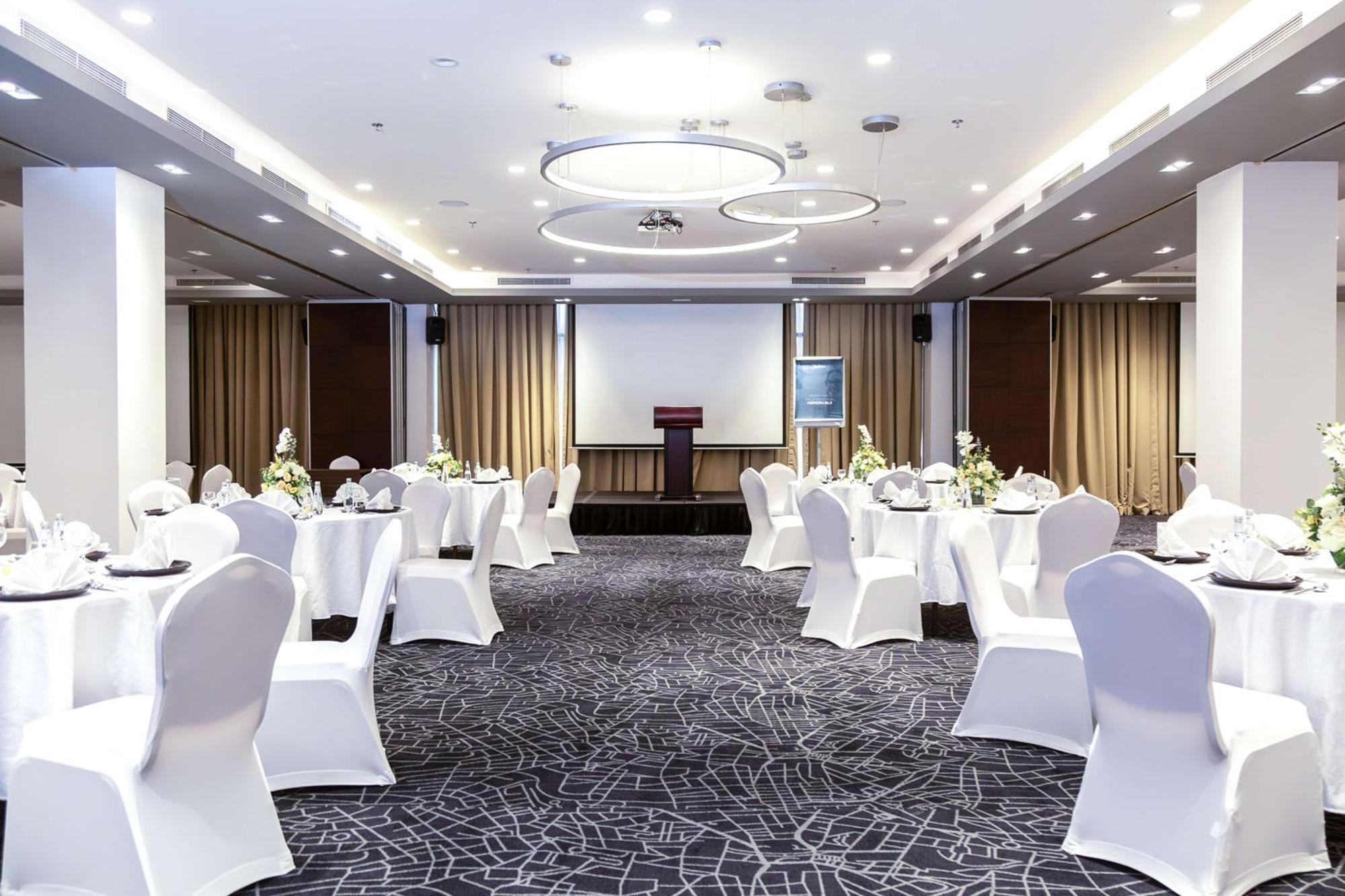 Radisson Hotel & Apartments Dammam Industrial City Zewnętrze zdjęcie