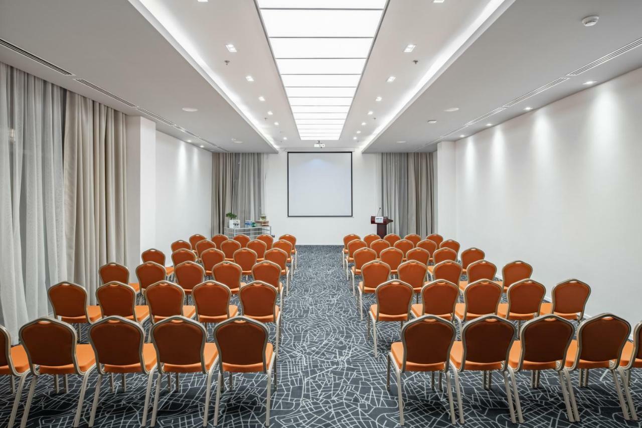 Radisson Hotel & Apartments Dammam Industrial City Zewnętrze zdjęcie